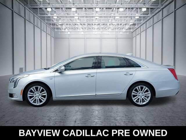 Used 2019 Cadillac XTS Luxury FWD image 2