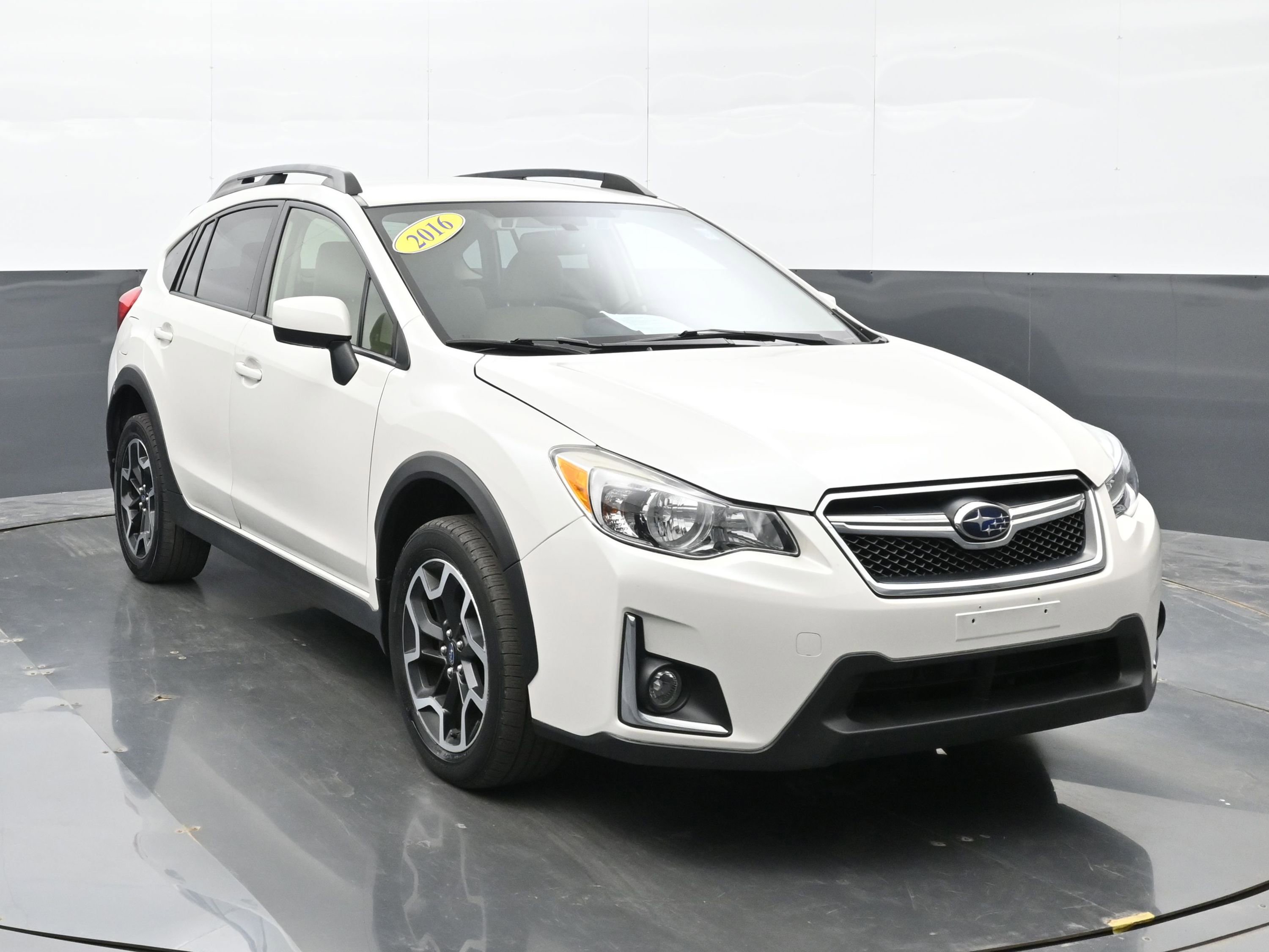 Used 2016 Subaru Crosstrek 2.0i Premium image 6