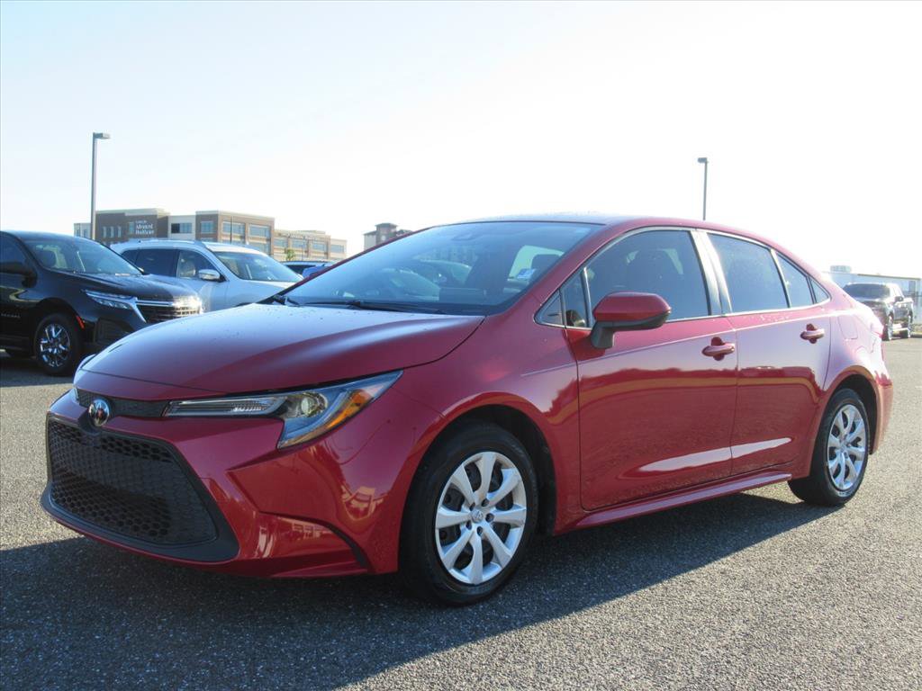 Used 2020 Toyota Corolla LE image 3