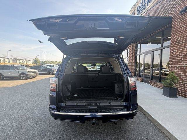Used 2022 Toyota 4Runner Limited AWD/4WD image 27