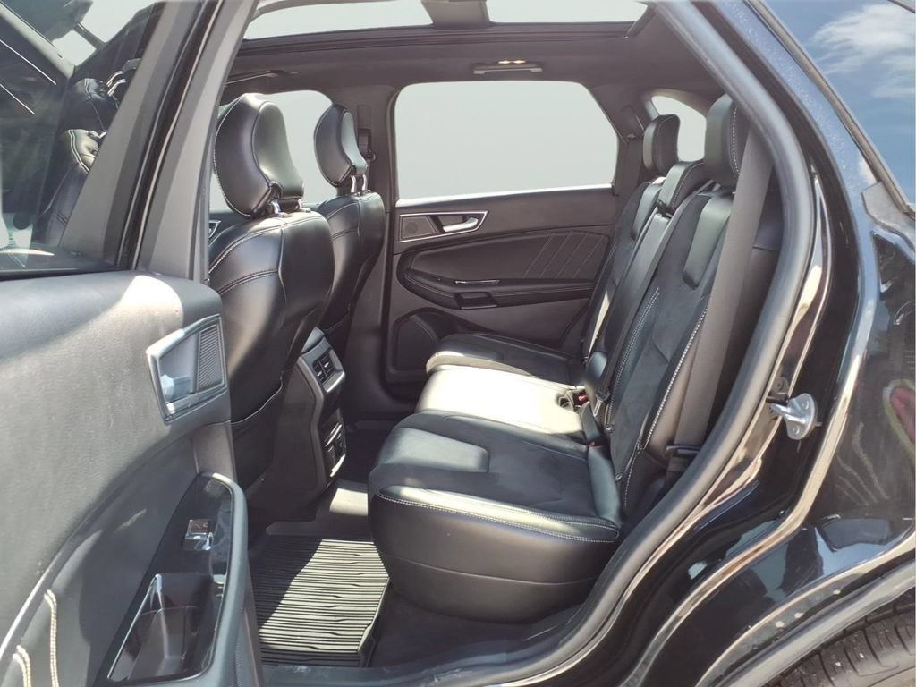 Used 2019 Ford Edge ST w/ Equipment Group 401A AWD/4WD image 33