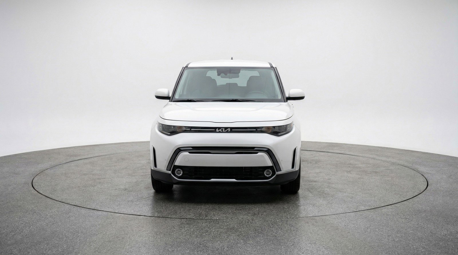 Used 2025 Kia Soul LX w/ LX Technology Package FWD image 2