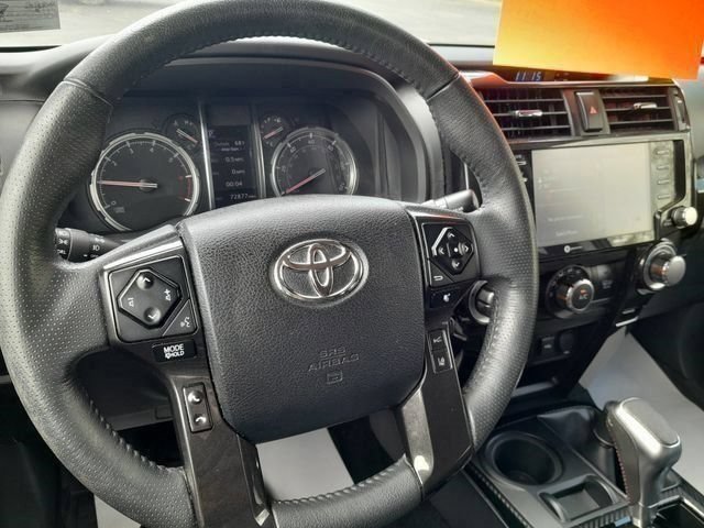 Used 2020 Toyota 4Runner TRD Off-Road Premium w/ Moonroof Package AWD/4WD image 11