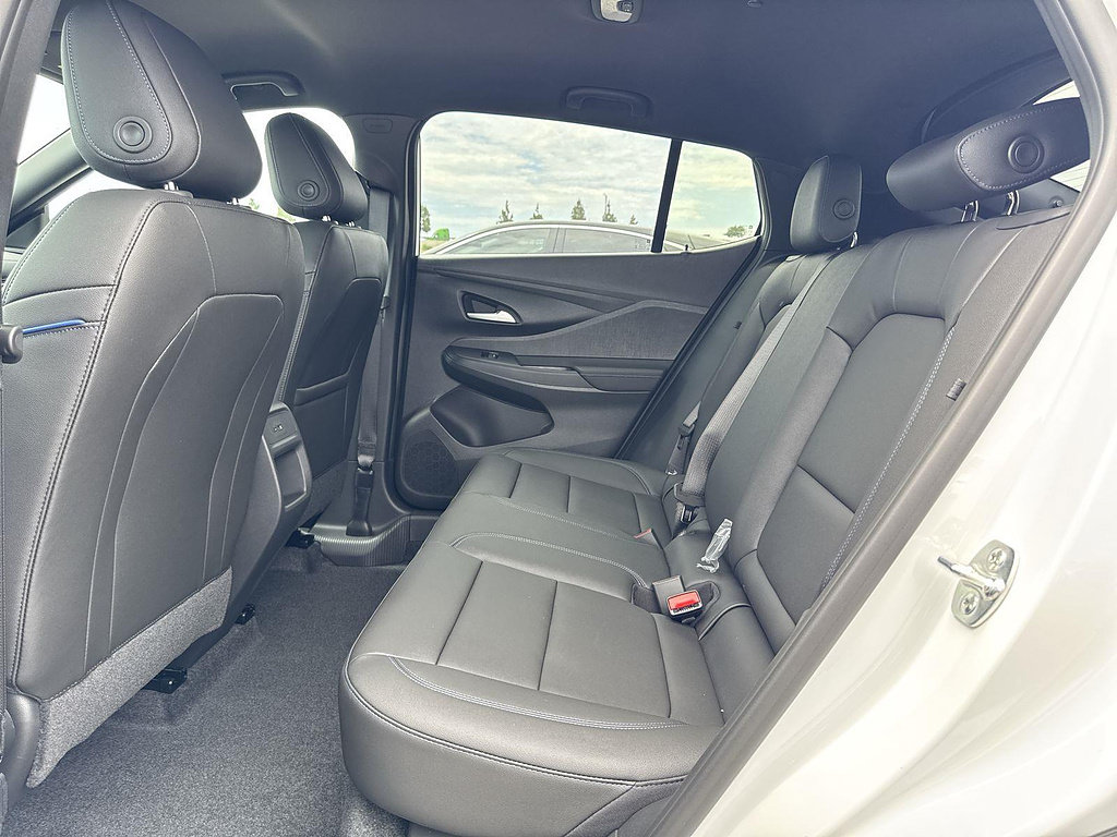 New 2026 Buick Envista Sport Touring w/ Convenience II Package FWD image 24