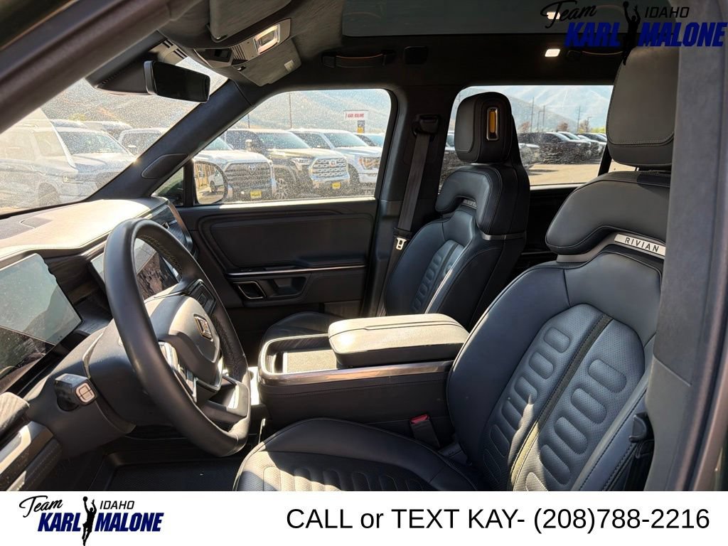 Used 2023 Rivian R1S Adventure AWD/4WD image 35