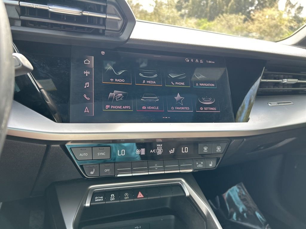 Used 2022 Audi A3 2.0T Premium image 32