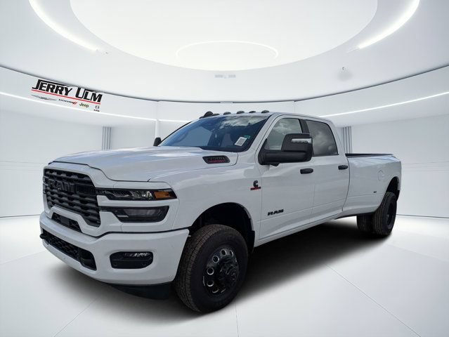 New 2026 RAM 3500 Big Horn AWD/4WD image 7