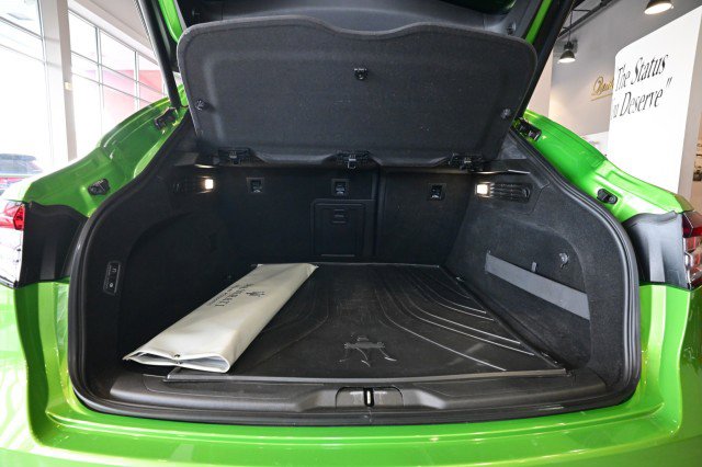 Used 2023 Maserati Levante Modena AWD/4WD image 25