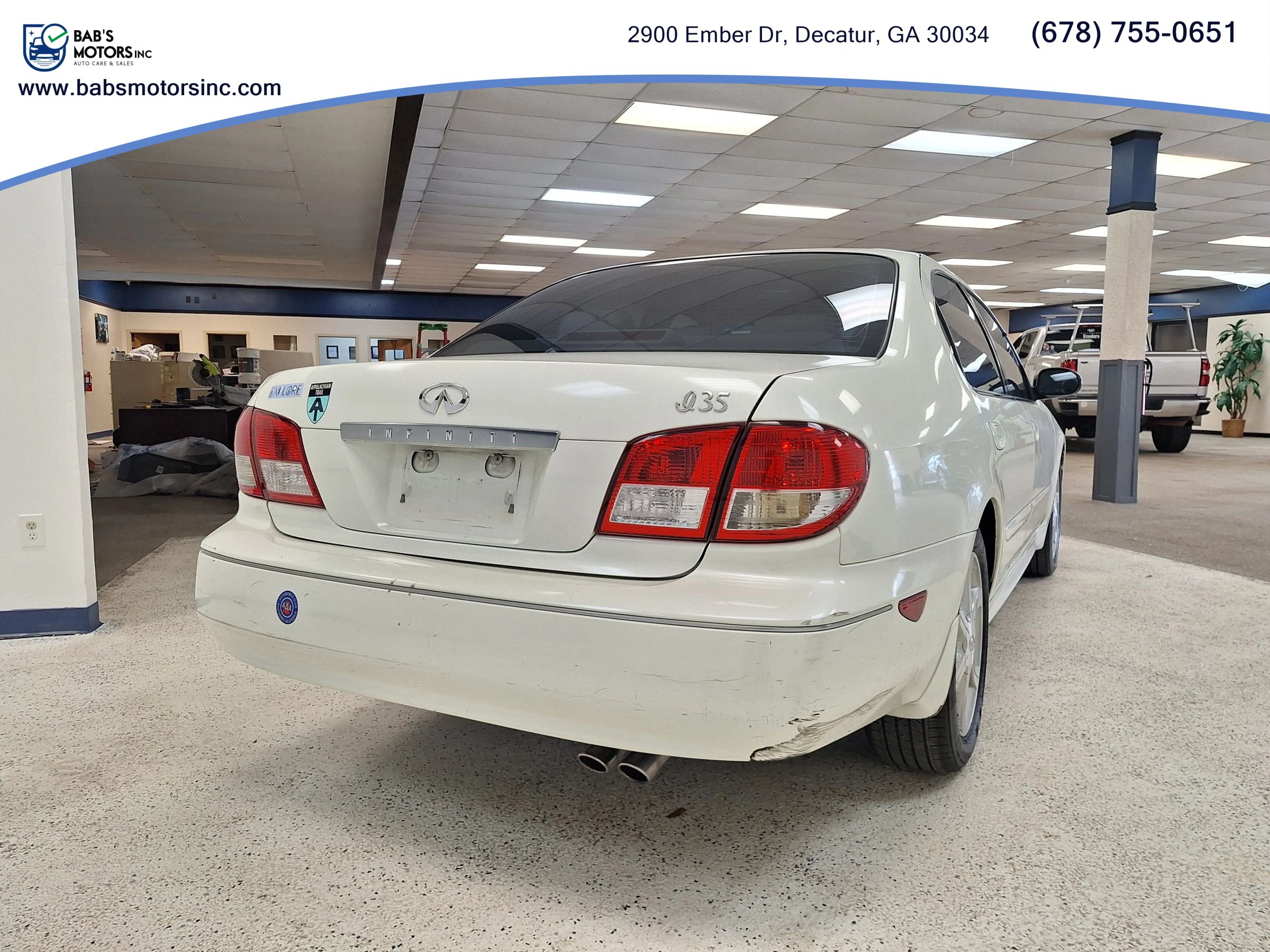 Used 2004 INFINITI I35 w/ Cold Weather Pkg FWD image 19