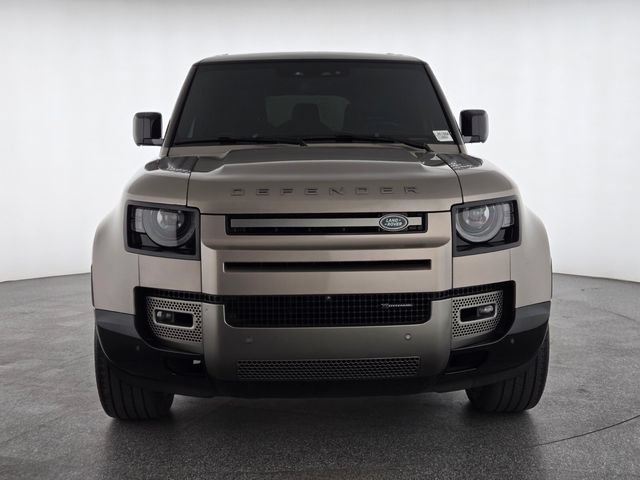 Used 2023 Land Rover Defender 130 X-Dynamic SE AWD/4WD image 8