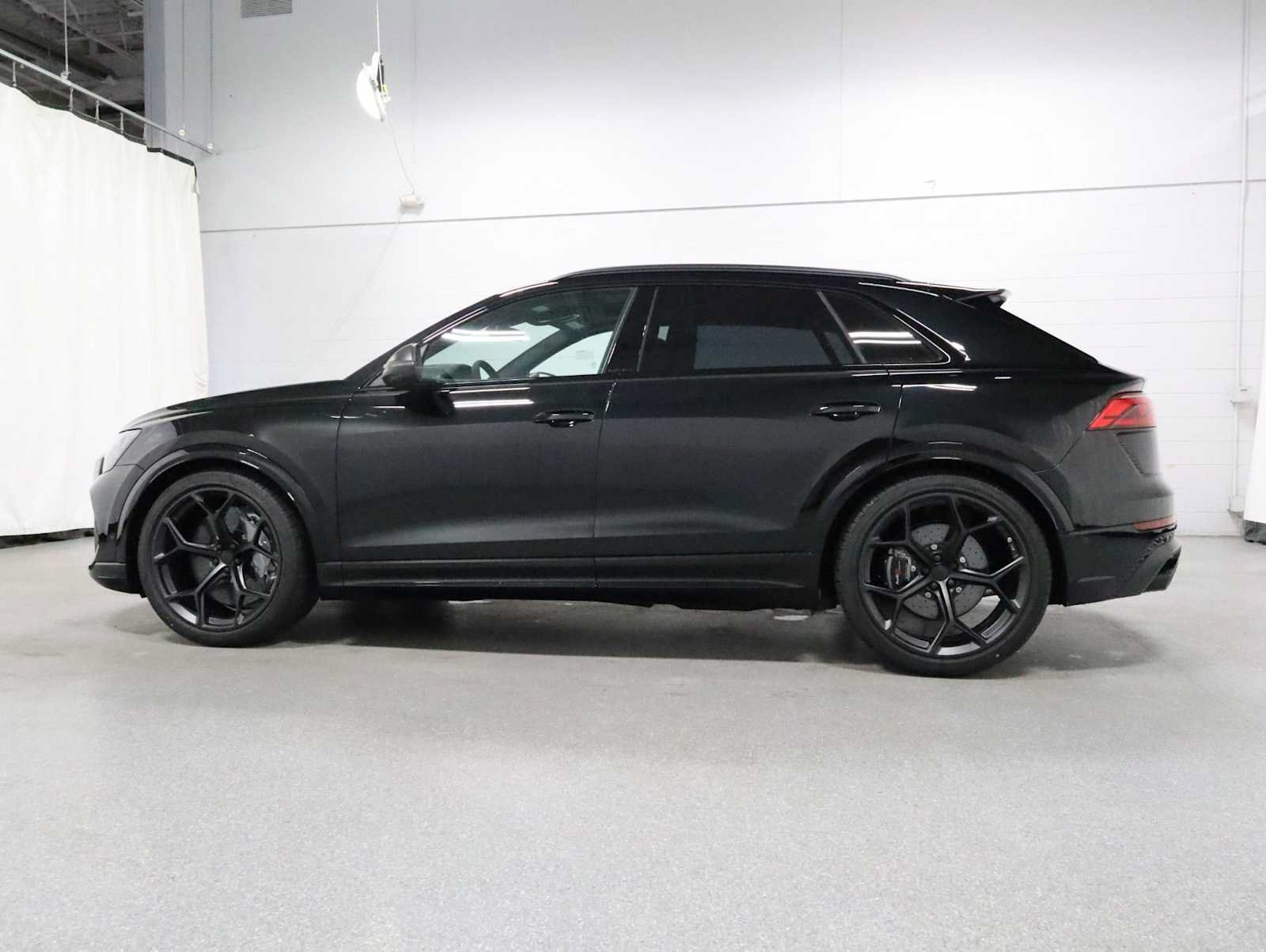 New 2026 Audi RS Q8 performance AWD/4WD image 2
