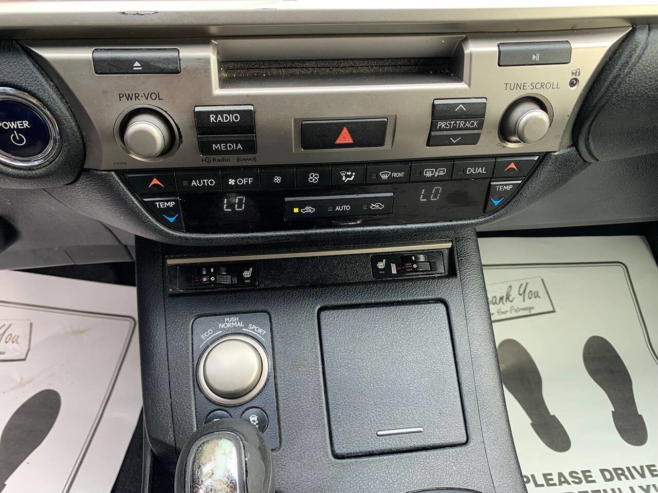 Used 2013 Lexus ES 300h Base 4dr Sedan image 22
