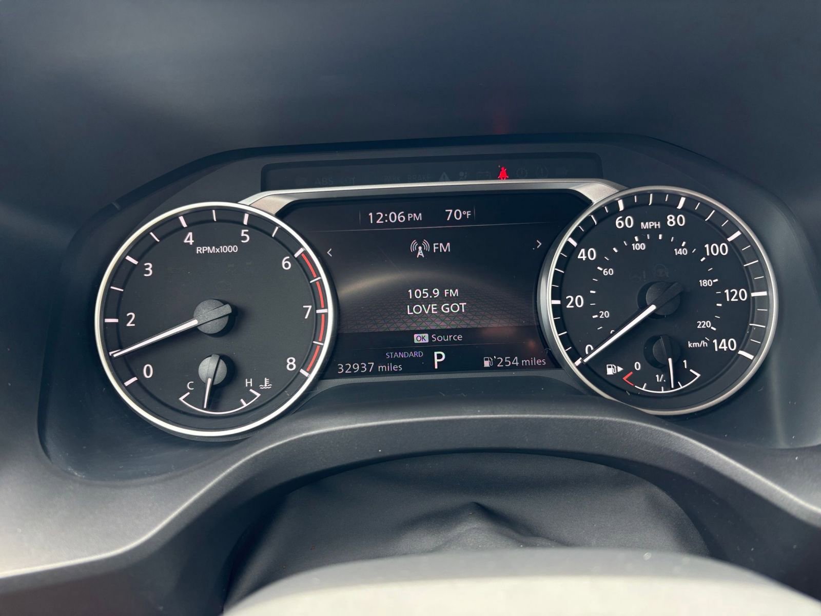 Used 2025 Nissan Rogue SV FWD image 42