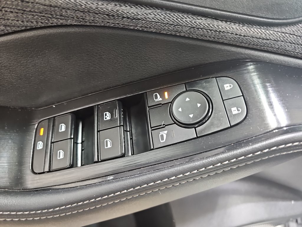 Used 2023 Nissan Rogue SV AWD/4WD image 31