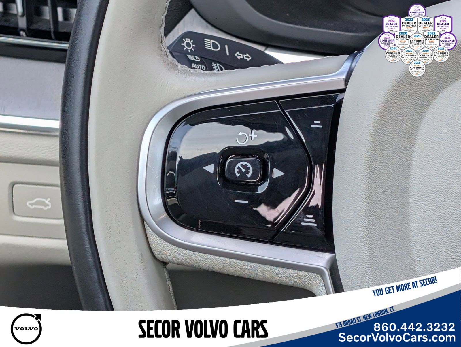 Certified 2023 Volvo XC60 B5 Plus w/ Climate Package AWD/4WD image 18