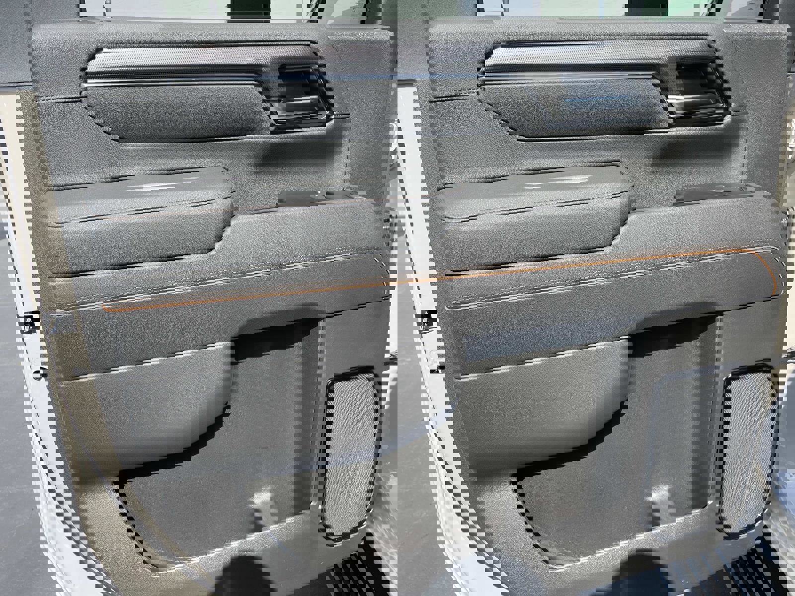 New 2026 GMC Sierra 2500 AT4 w/ AT4 Premium Plus Package image 23