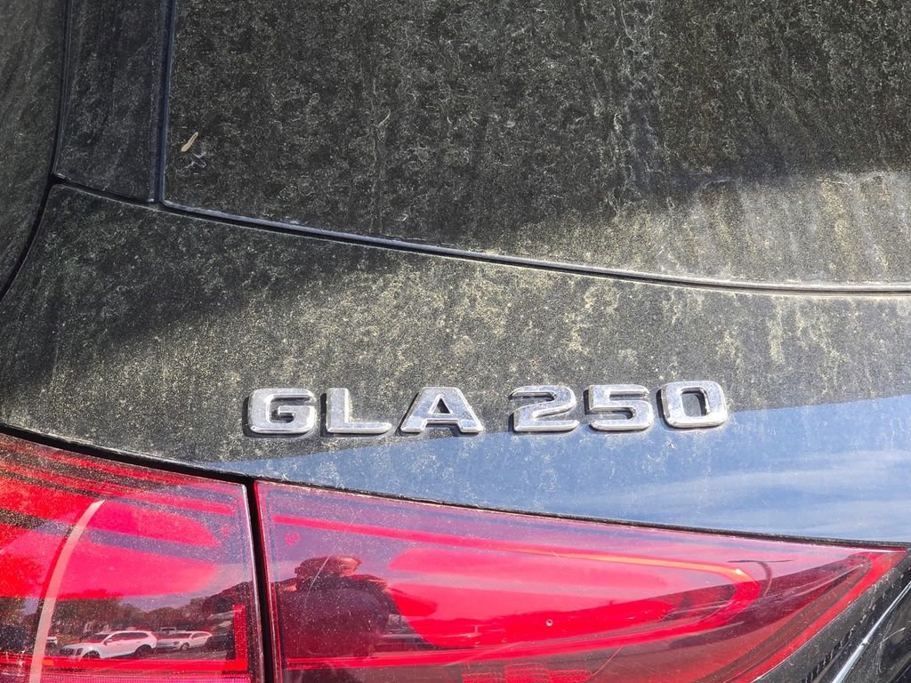 Used 2025 Mercedes-Benz GLA 250 image 10