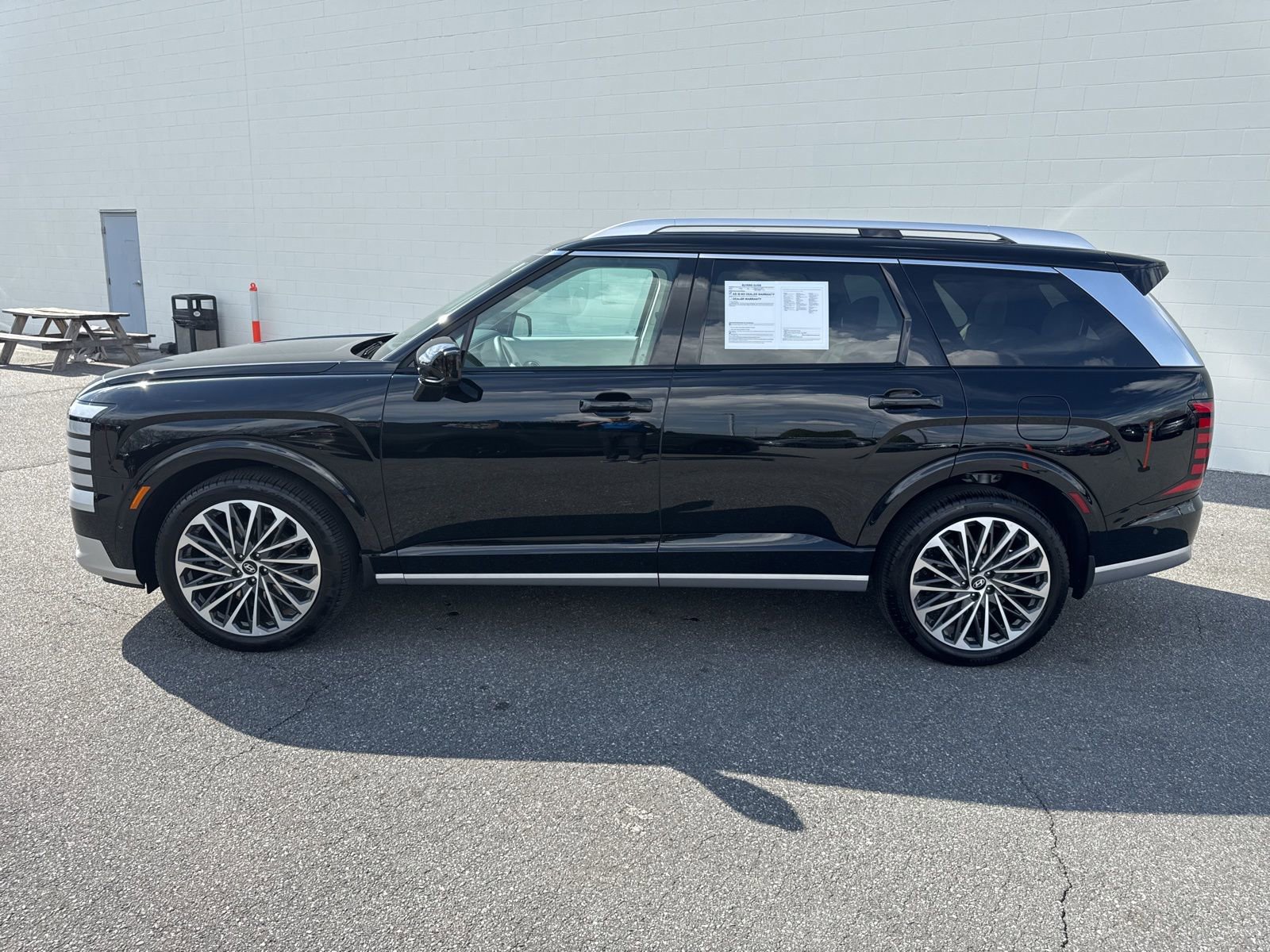 Used 2026 Hyundai Palisade Calligraphy image 4