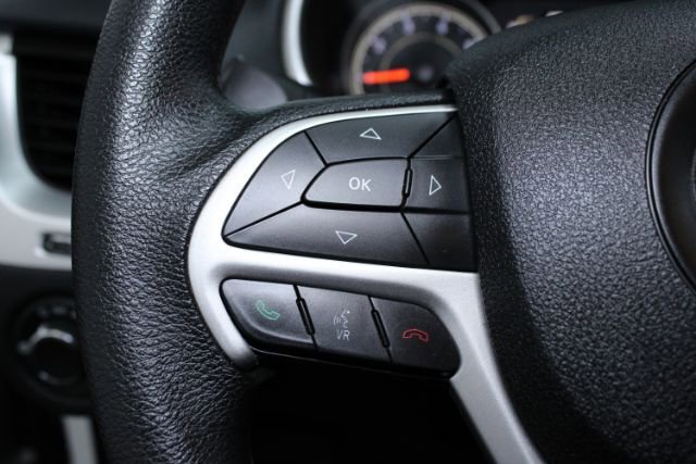 Used 2014 Jeep Cherokee Sport FWD image 17