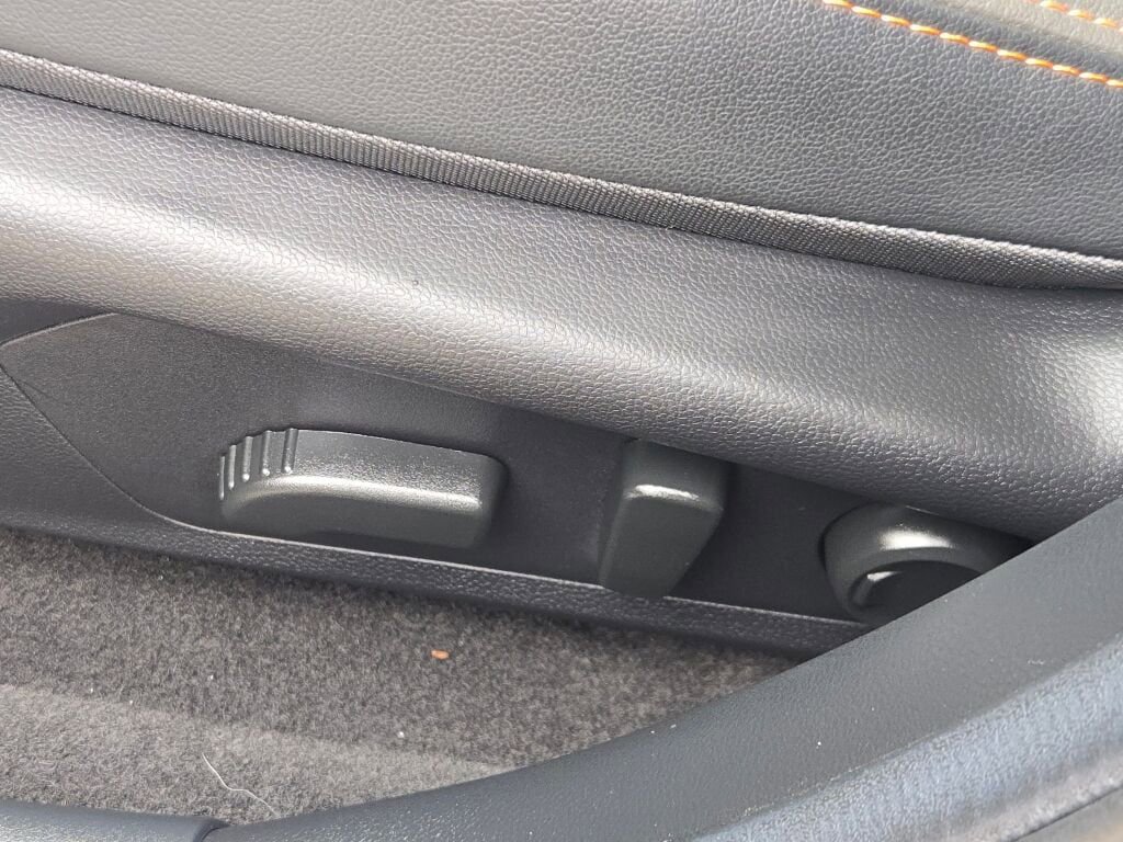 Certified 2025 Subaru Crosstrek 2.5i Limited AWD/4WD image 22