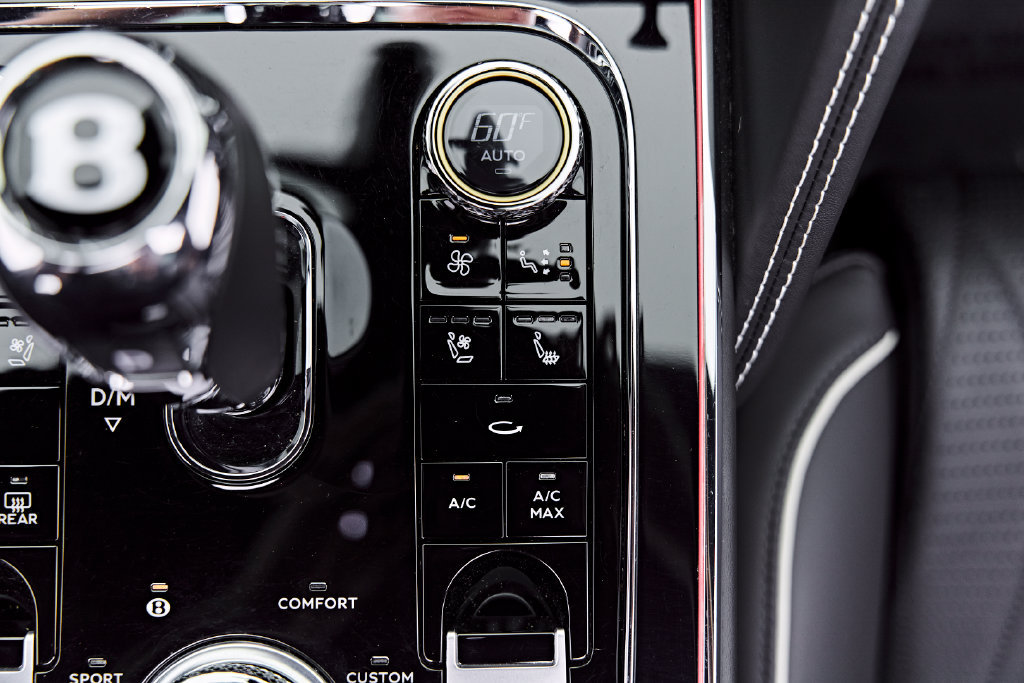 Used 2023 Bentley Flying Spur V8 AWD/4WD image 71