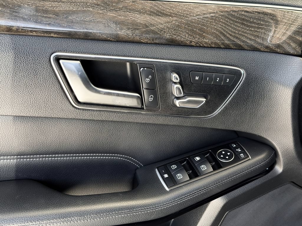 Used 2015 Mercedes-Benz E 250 BlueTEC Sedan image 21