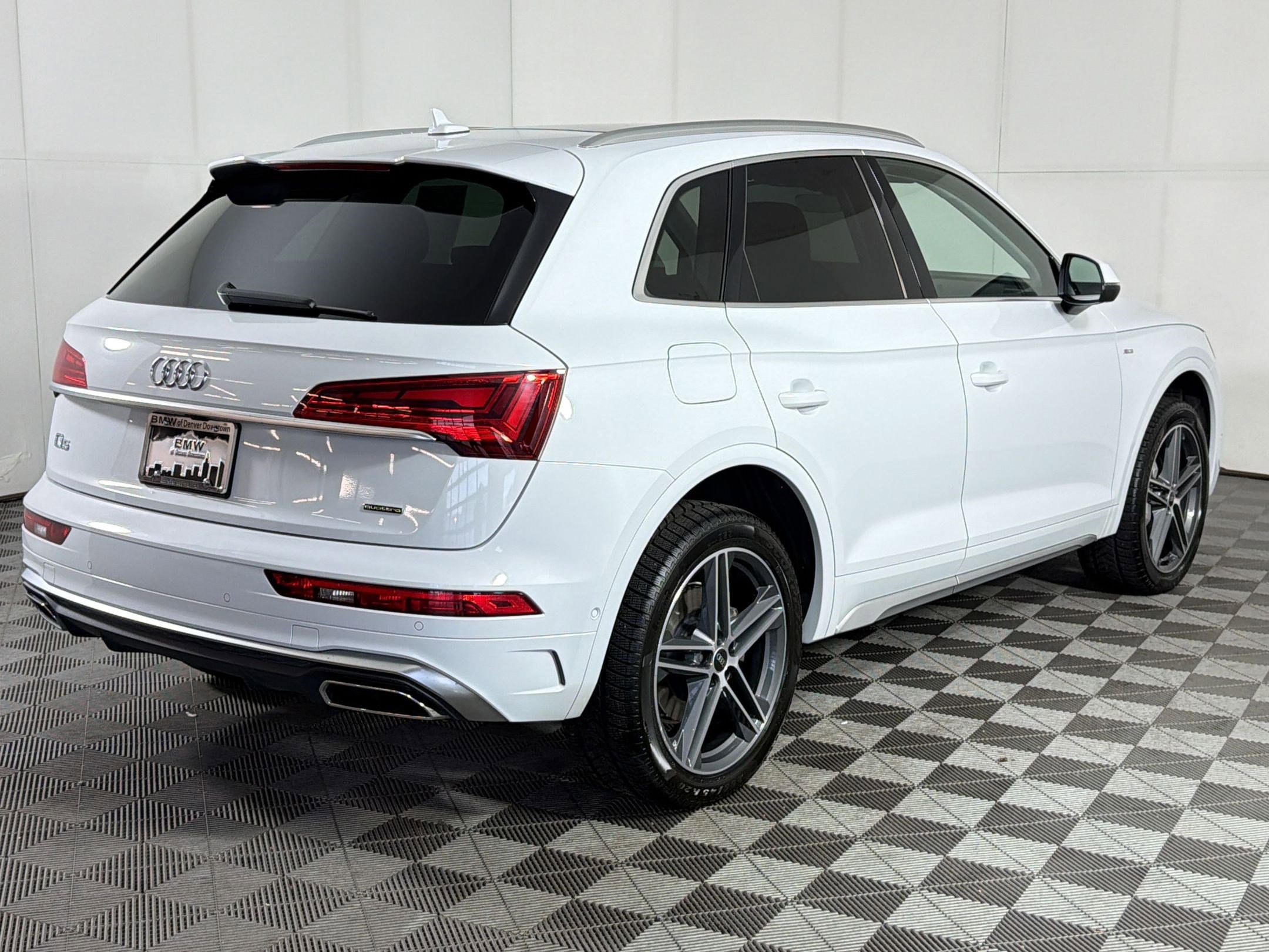 Used 2021 Audi Q5 e Prestige image 9