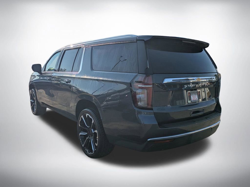 Used 2021 Chevrolet Suburban LS RWD image 5