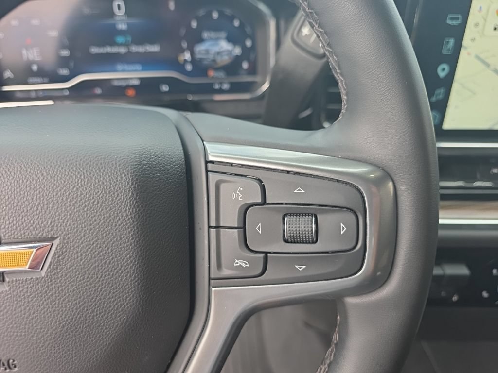 Used 2024 Chevrolet Silverado 1500 LT AWD/4WD image 19