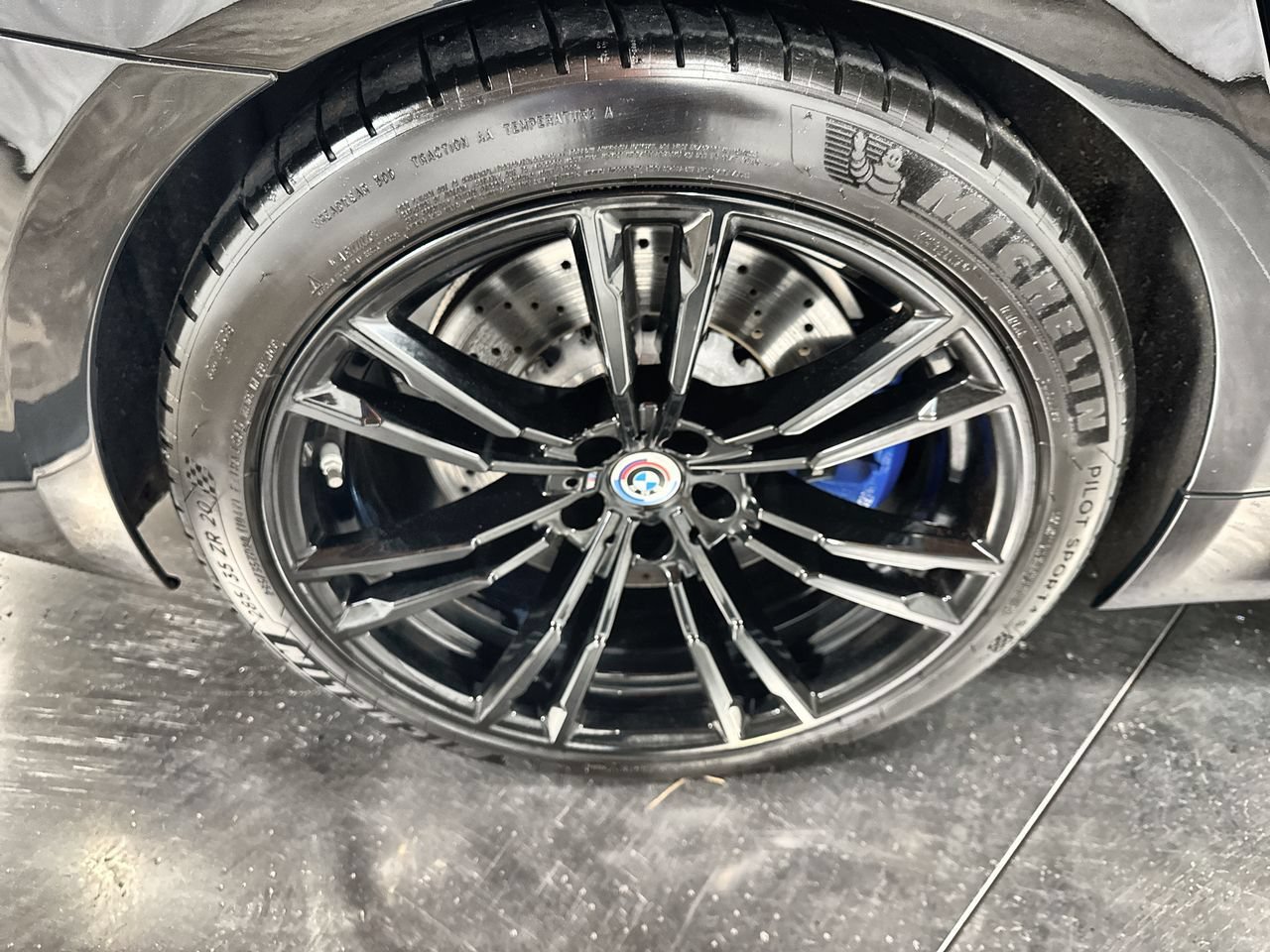 Used 2022 BMW M5 w/ Executive Package AWD/4WD image 16