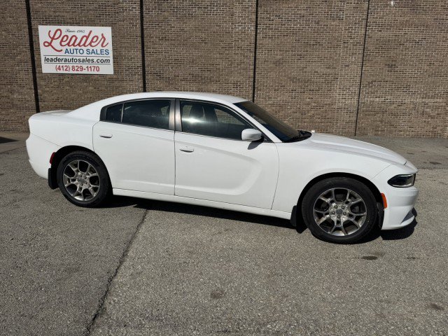 Used 2015 Dodge Charger SE w/ Popular Equipment Group AWD/4WD image 2