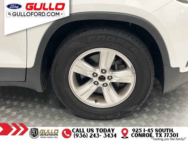 Used 2017 Chevrolet Trax LT w/ LT Convenience Package FWD image 31