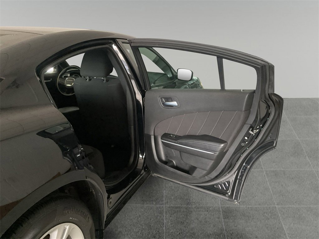 Used 2022 Dodge Charger SXT image 14