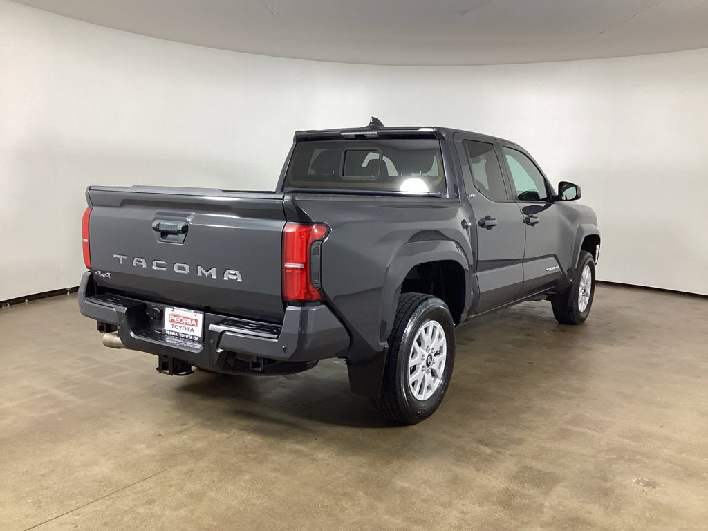 Used 2024 Toyota Tacoma SR5 AWD/4WD image 5