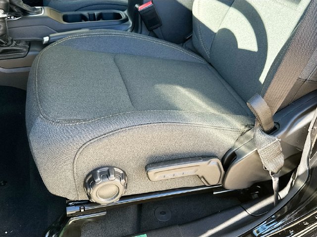 New 2026 Jeep Gladiator Sport AWD/4WD image 18