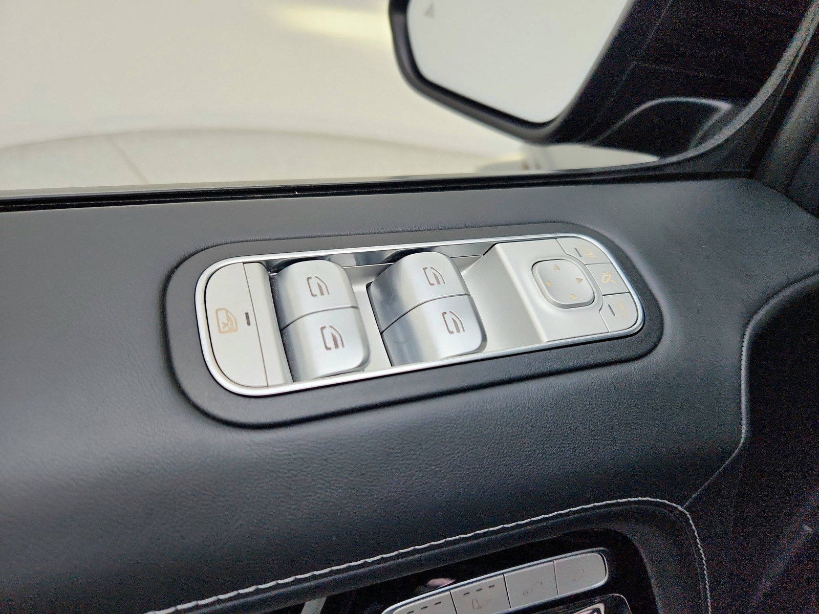 Certified 2021 Mercedes-Benz G 63 AMG 4MATIC image 25