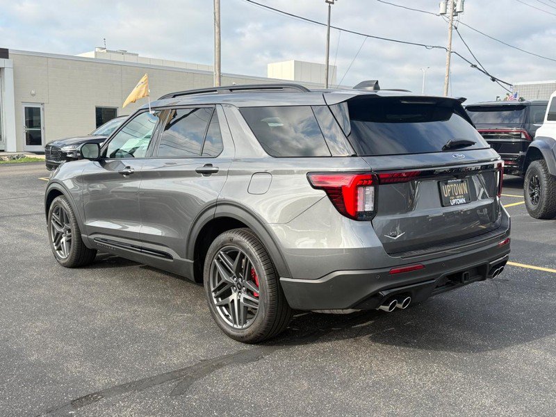 Certified 2026 Ford Explorer ST w/ Sun And Sound Package AWD/4WD image 8