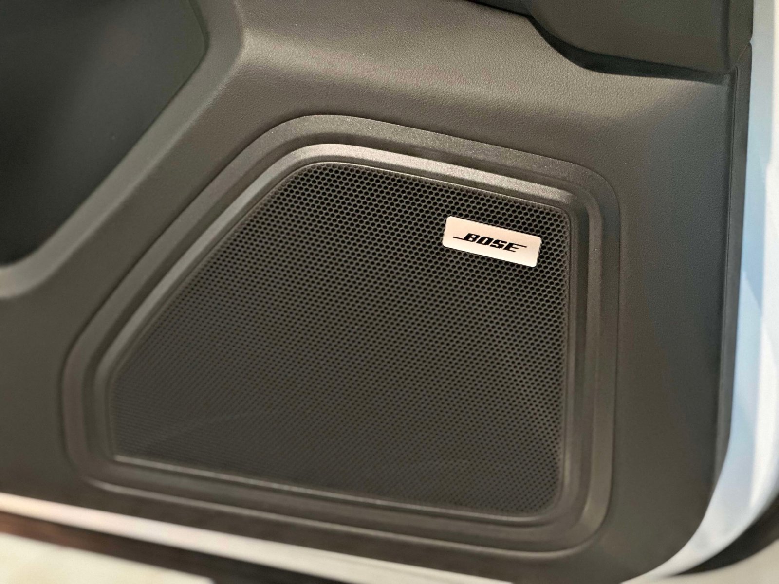 New 2026 Porsche Macan S image 20