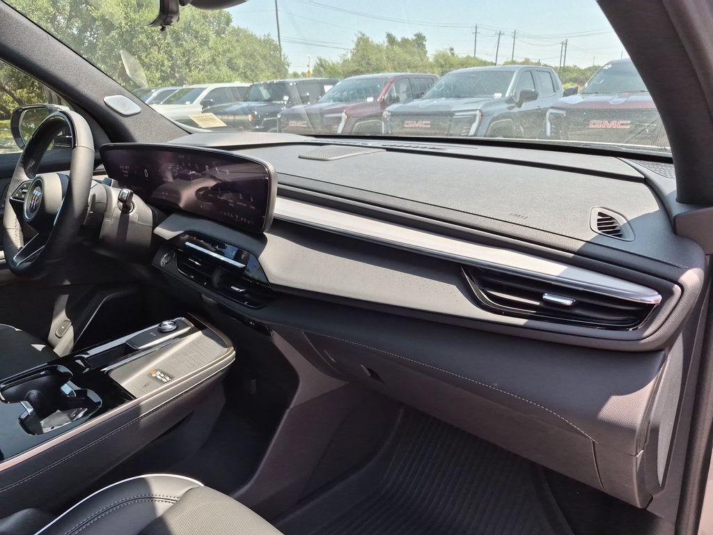 New 2026 Buick Enclave Avenir w/ Super Cruise Package FWD image 40