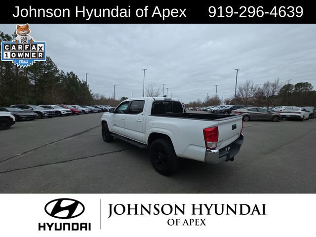 Used 2016 Toyota Tacoma SR5 w/ Towing Package image 17