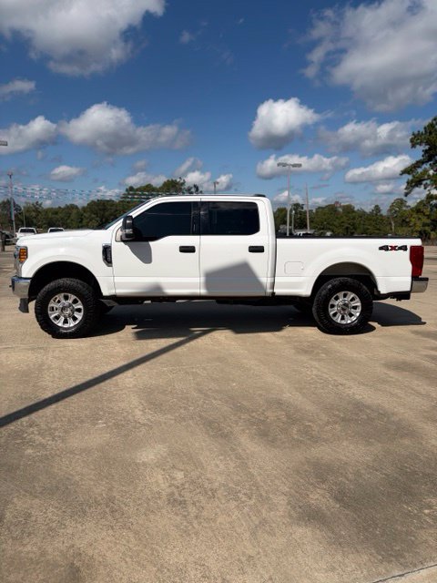 Used 2020 Ford F250 XLT w/ XLT Value Package AWD/4WD image 2