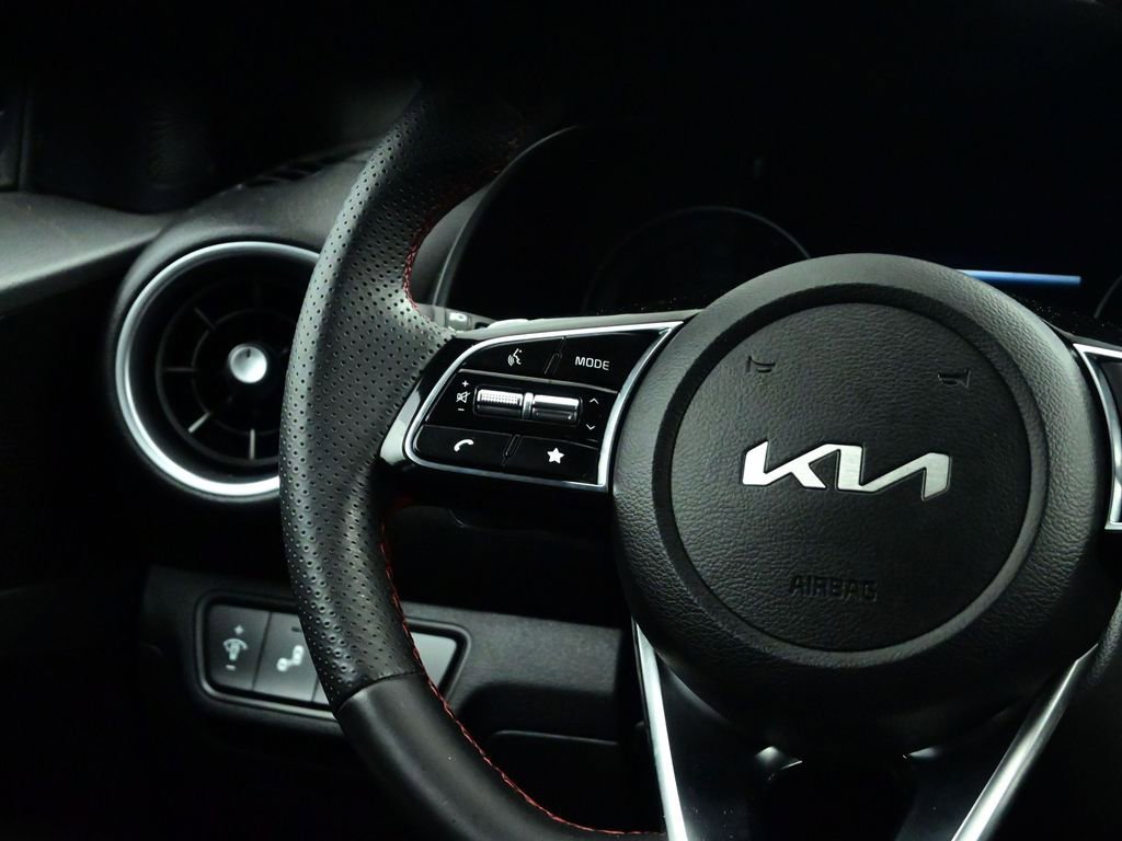 Used 2023 Kia Forte GT image 41