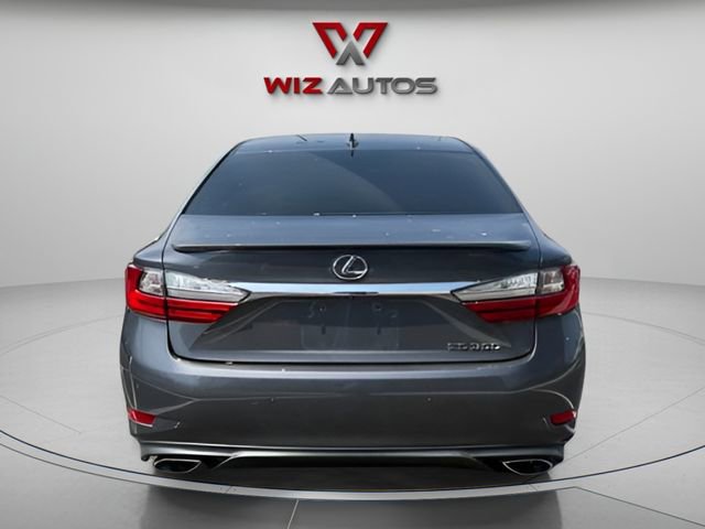 Used 2017 Lexus ES 350 w/ Navigation System Package FWD image 4