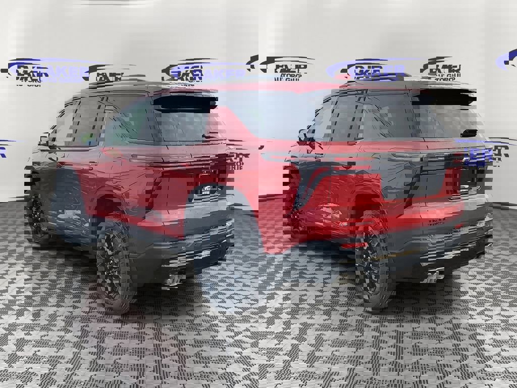 New 2026 Chevrolet Traverse LT w/ Midnight/Sport Edition image 3