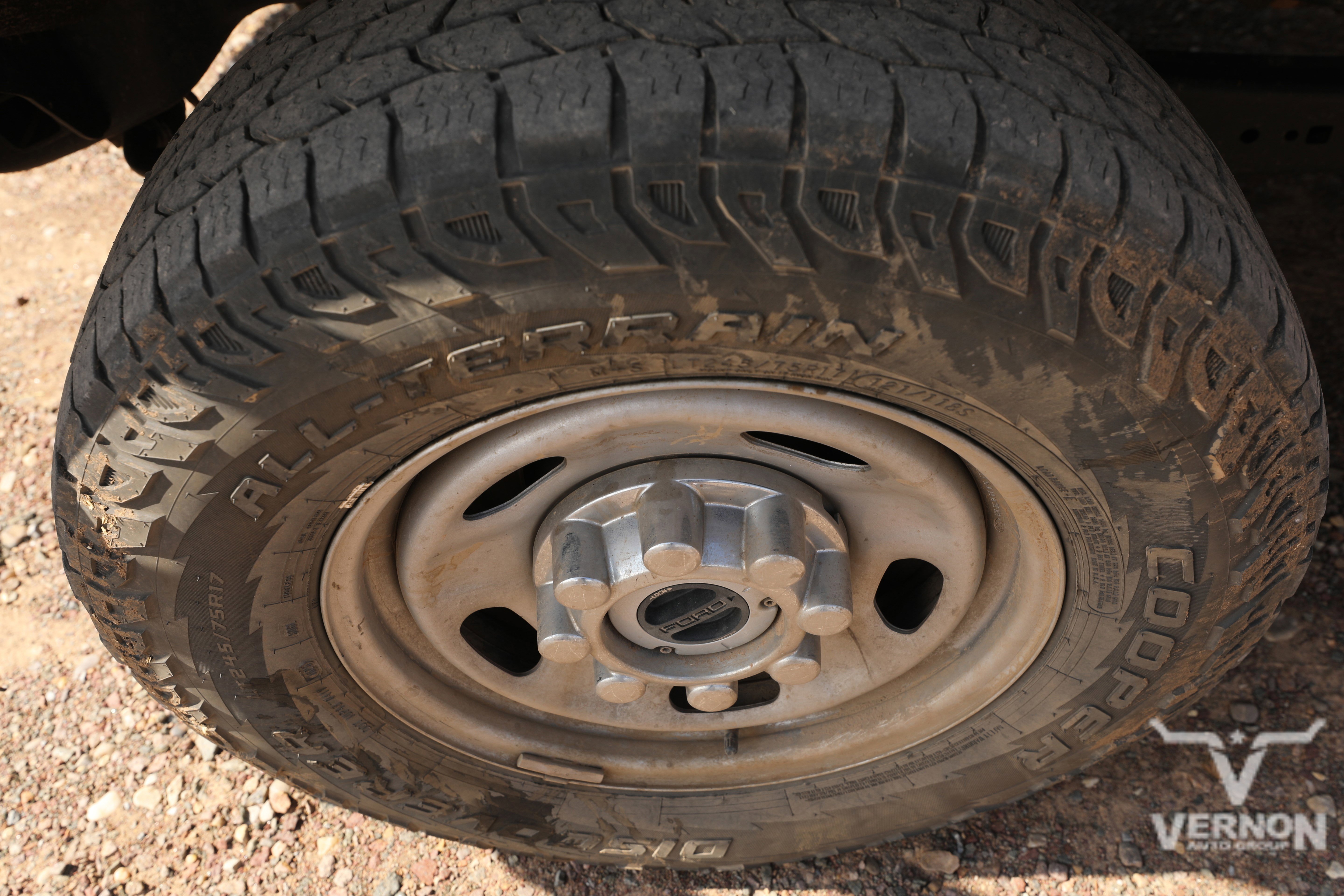 Used 2024 Ford F250 XL w/ XL Chrome Package image 10