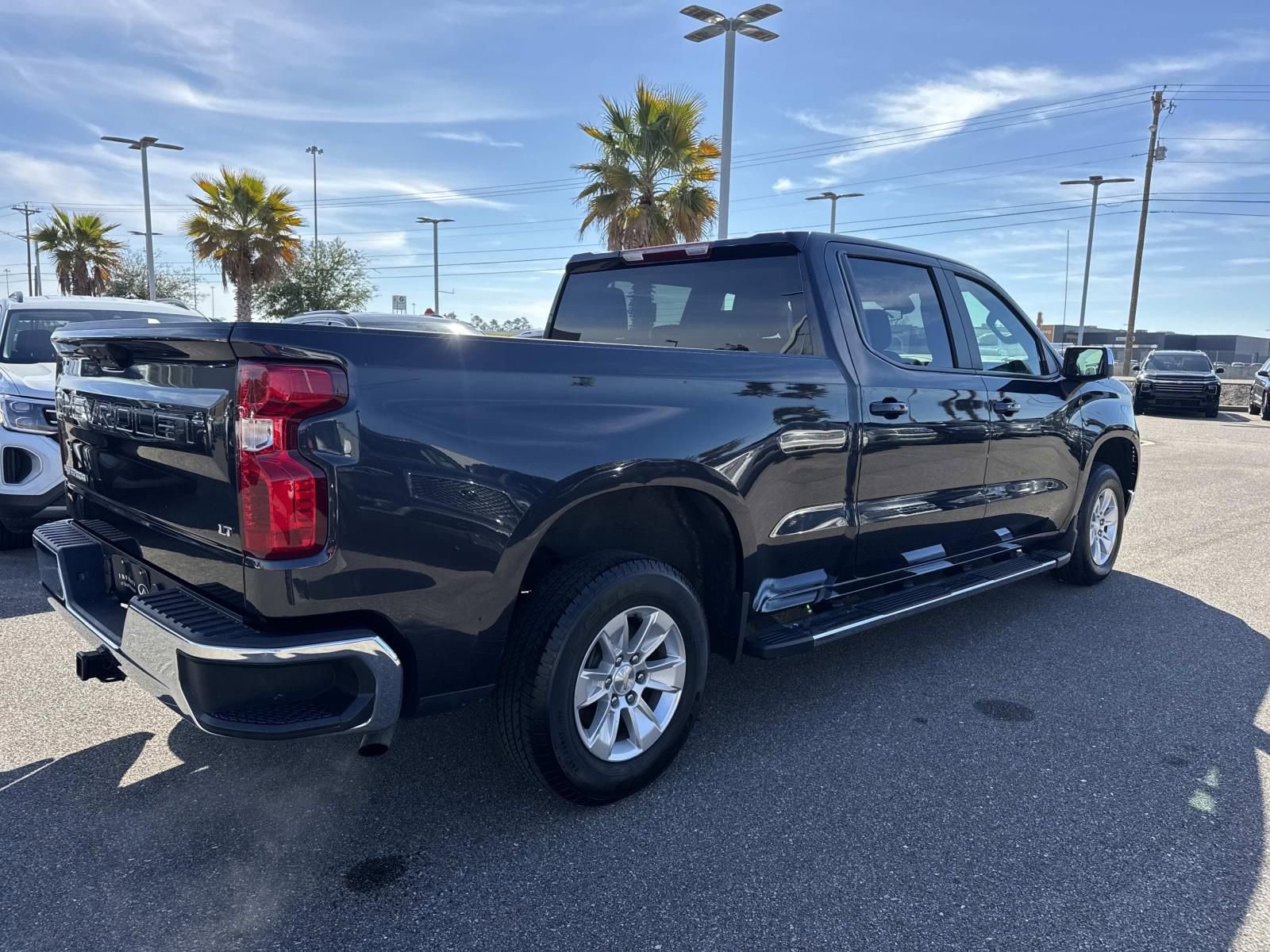Used 2024 Chevrolet Silverado 1500 LT w/ Protection Package RWD image 6