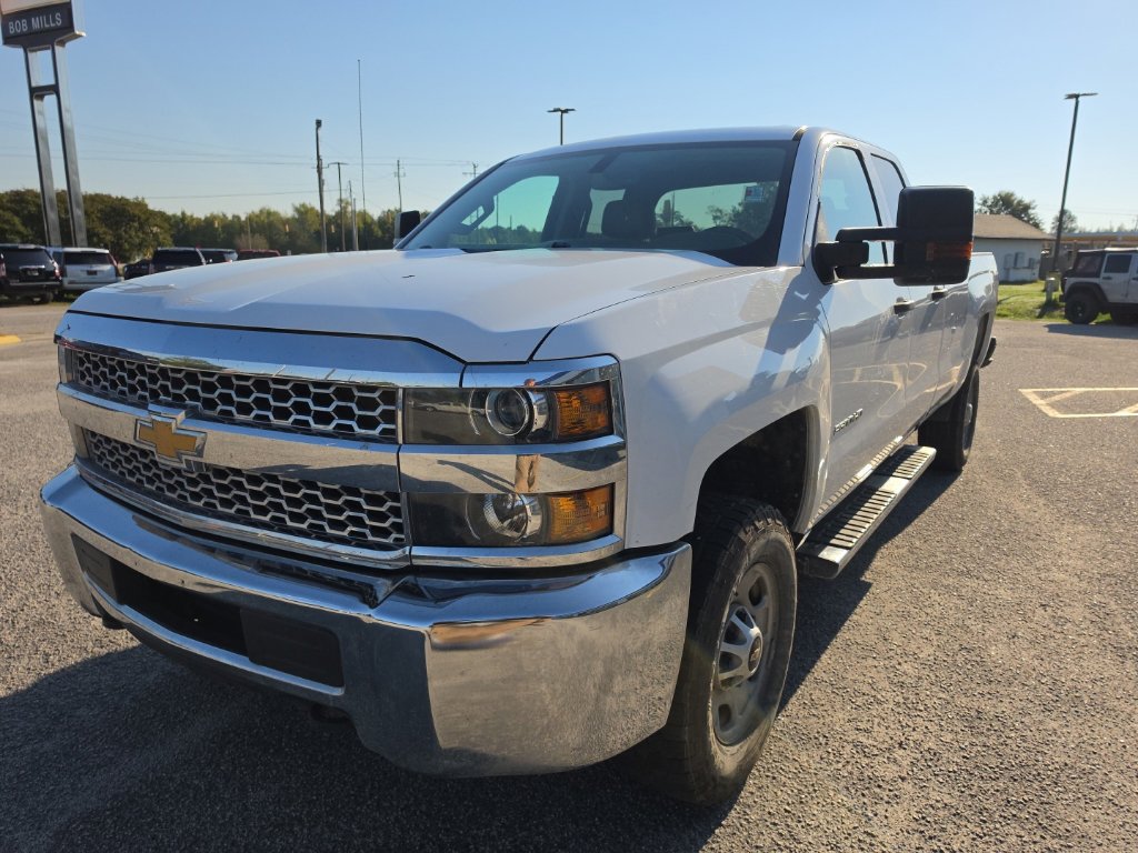 Used 2019 Chevrolet Silverado 2500 W/T w/ WT Convenience Package AWD/4WD image 3