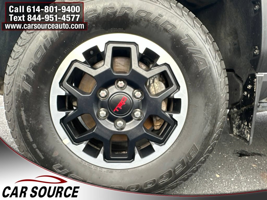 Used 2024 Toyota Tacoma TRD Off-Road w/ TRD Off Road Upgrade Package AWD/4WD image 31