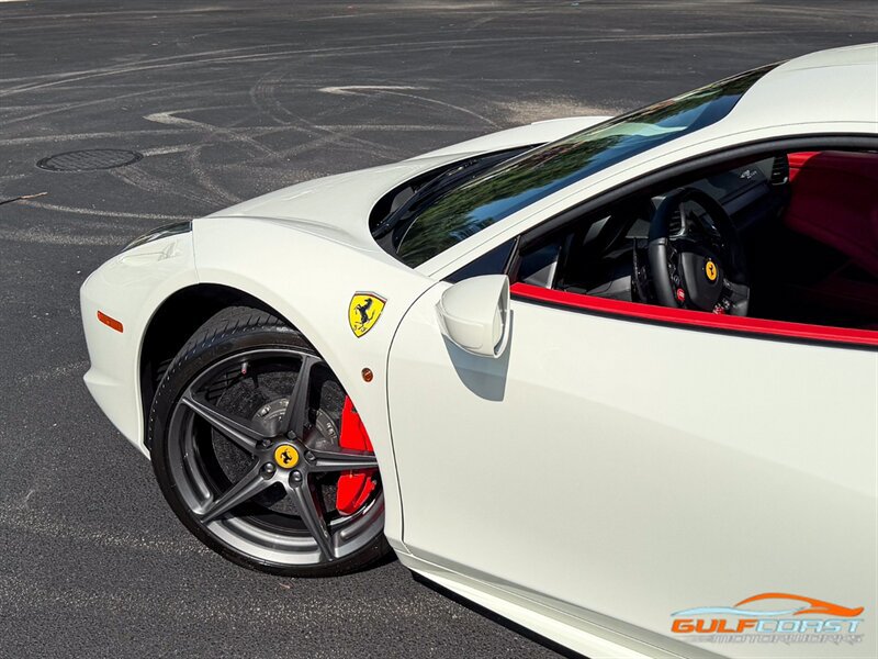 Used 2014 Ferrari 458 Italia Coupe RWD image 45