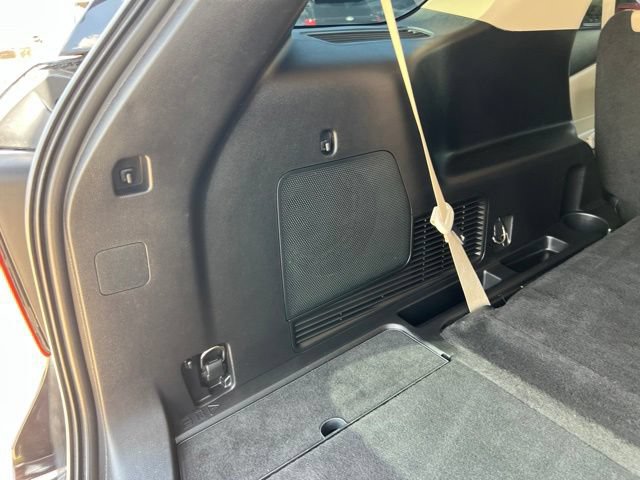 Used 2020 Ford Explorer Limited RWD image 27